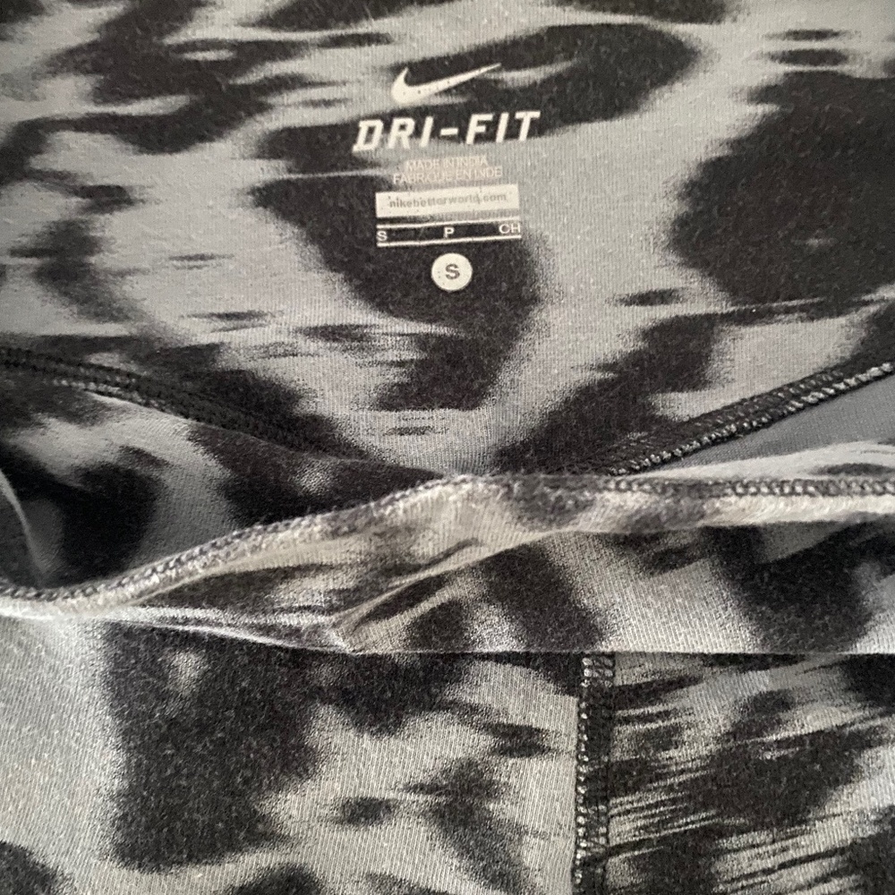 Nike dri fit workout pants